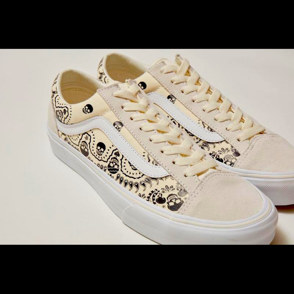 Vans bandana classic white and black